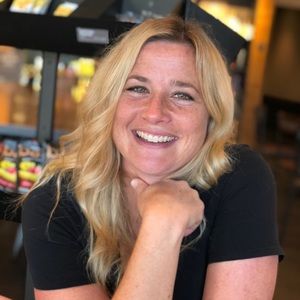 Meet your Posher, Lisa